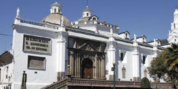 Basilica central metropolitana de Quito