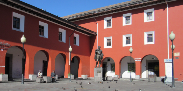 Plaza benalcazar