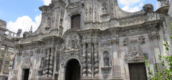 arquitectura exterior la loyola